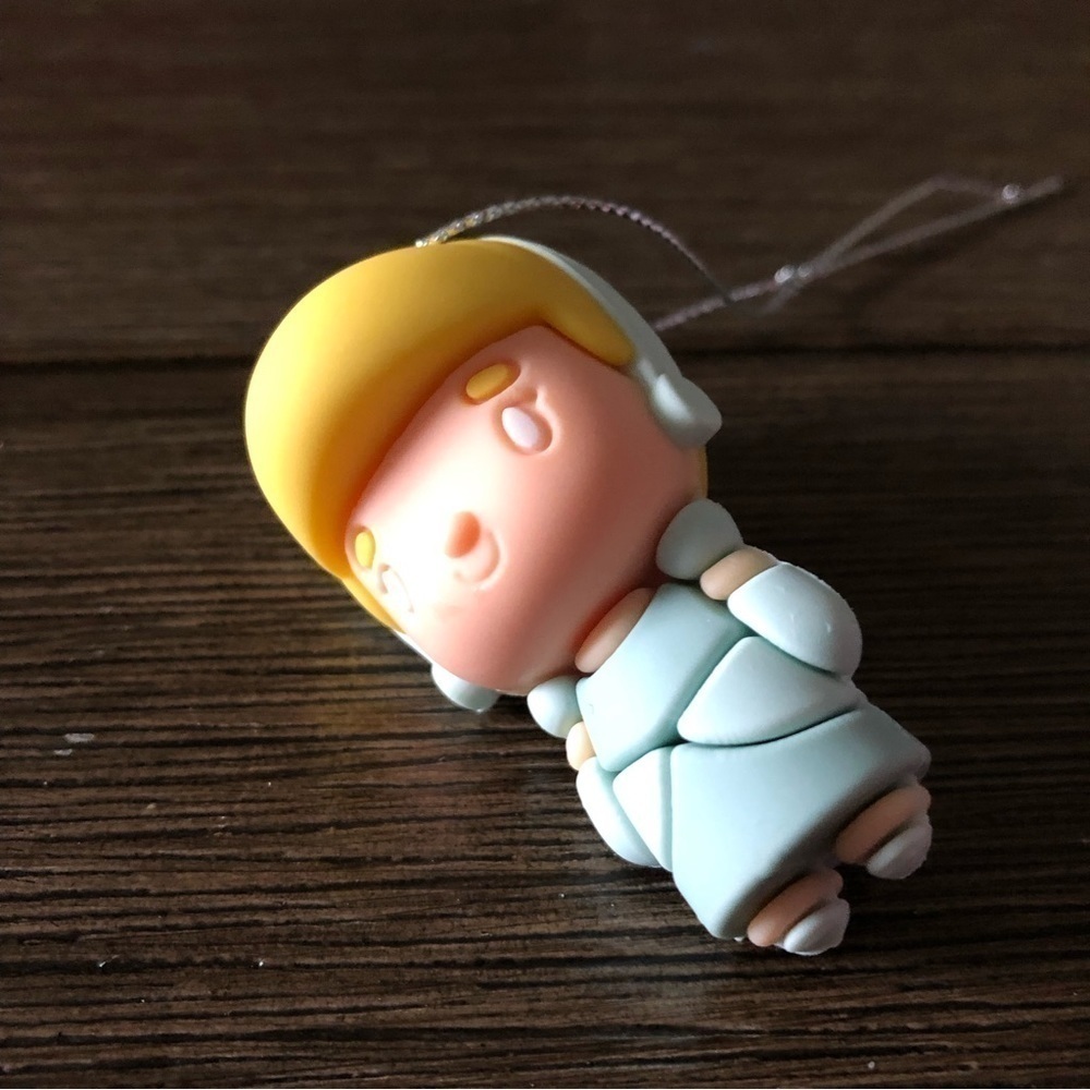 Hallmark x Disney Mystery Ornament: Princess: Cinderella